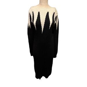 Vintage Women’s Black and White Midi Sweater Dress Shoulder Pads Size Small